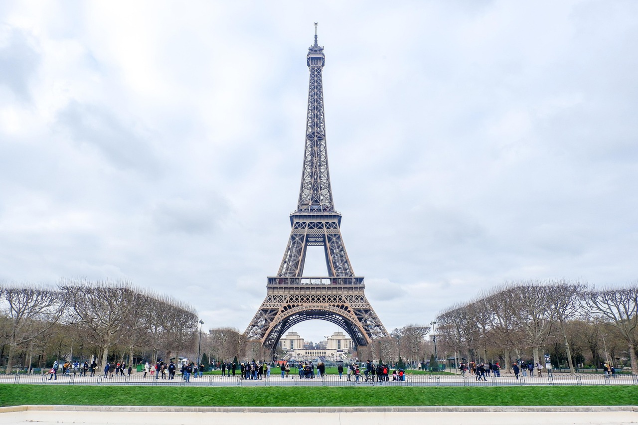 Paris creapes unser Eifel Tower